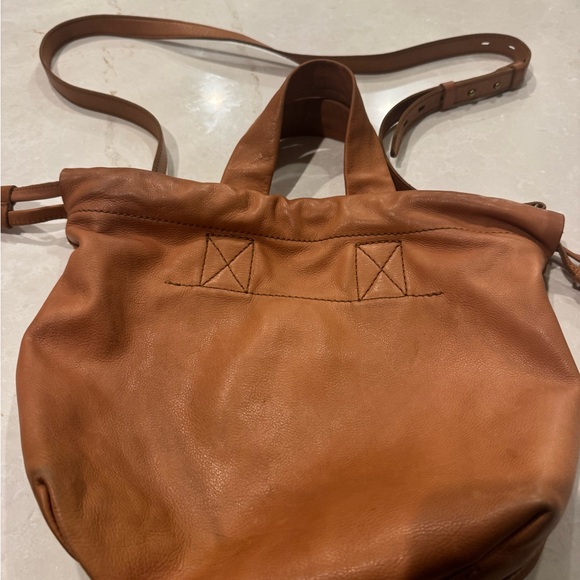 Camel Brown soft leather Madewell piazza crossbody bag purse 8x8 - Picture 6 of 8